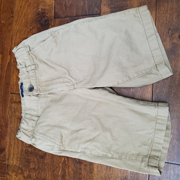 Boy's Children's Place khaki shorts - Picture 1 of 3